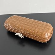 Bottega Veneta Intrecciato Clutch BV1024 Size 25x9.5x4cm - 4