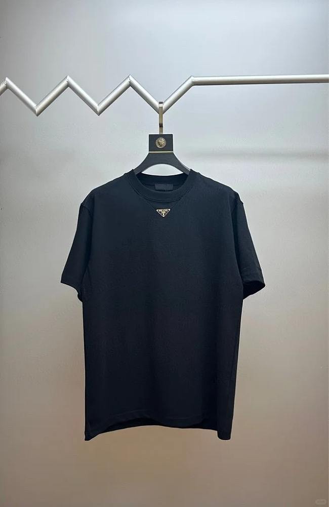 Prada T-shirt Black Code P2541 - 1