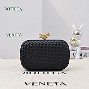Bottega Veneta Knot Minaudiere Clutch BV0020 Size 20x12x5.5cm - 1
