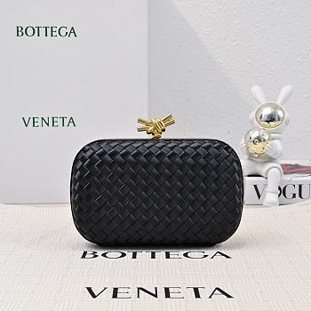 Bottega Veneta Knot Minaudiere Clutch BV0020 Size 20x12x5.5cm