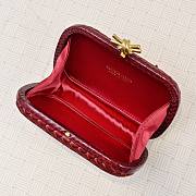 Bottega Veneta Knot Minaudiere Clutch BV0021 Size 20x12x5.5cm - 4