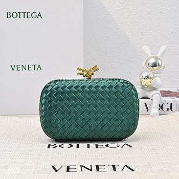 Bottega Veneta Knot Minaudiere Clutch BV0024 Size 20x12x5.5cm