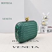 Bottega Veneta Knot Minaudiere Clutch BV0024 Size 20x12x5.5cm - 5