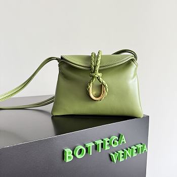 Bottega Veneta Liberta BV2510 Size 20x35x8cm