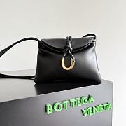Bottega Veneta Liberta BV2511 Size 20x35x8cm - 1