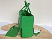 Bottega Veneta Small Arco Tote BV7413 Size 20x30x11cm - 5