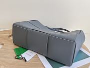 Bottega Veneta Small Arco Tote BV7415 Size 20x30x11cm - 4