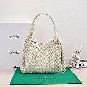Bottega Veneta Bag BV124 Size 30x26x20CM - 2