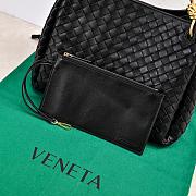 Bottega Veneta Bag BV125 Size 30x26x20CM - 2