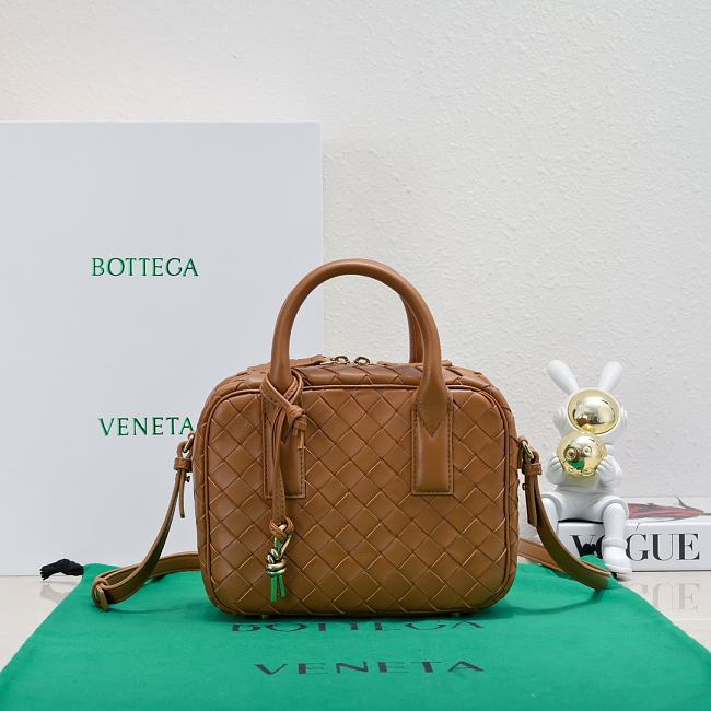 Bottega Veneta Bag BV165 Size 23.5x17.9x9CM - 1