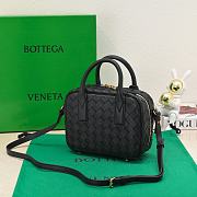 Bottega Veneta Bag BV167 Size 23.5x17.9x9CM - 4