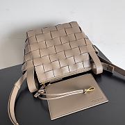 Bottega Veneta Cassette Bowling Bag BV0080 Size 22x16x13CM - 5