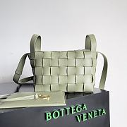 Bottega Veneta Cassette Bowling Bag BV0081 Size 22x16x13CM - 5
