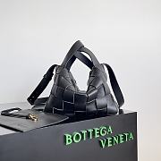 Bottega Veneta Cassette Bowling Bag BV0082 Size 22x16x13CM - 1