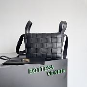 Bottega Veneta Cassette Bowling Bag BV0082 Size 22x16x13CM - 6