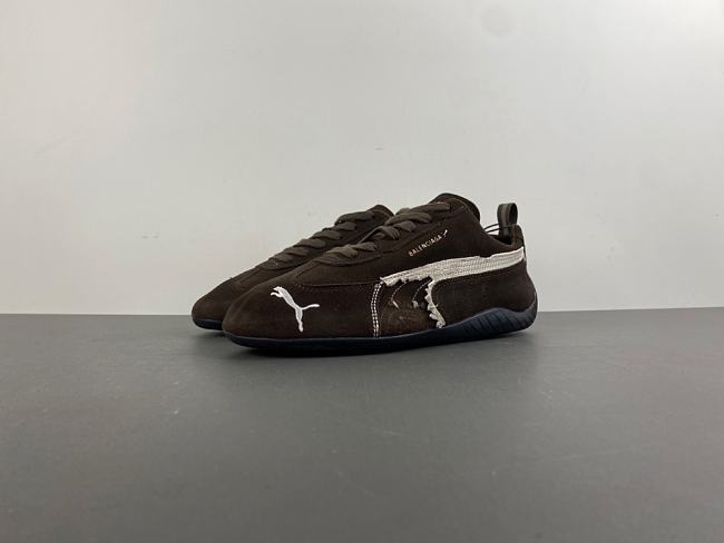 Balenciaga x Puma Speedcat Suede Distressed Brown White 847146-WSDSD-2910 - 1