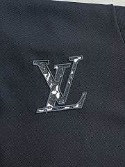 Louis Vuitton Clothes CODE LV0690-02 - 2