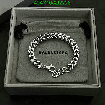 Balenciaga Bracelet Code QJ9786-02