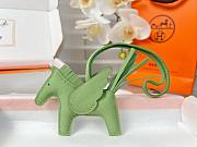 Hermès Horse Pegasus Keychain Code HM5210-03 - 5