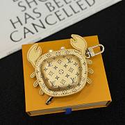 LV Crab Bag Charm LV2010-01 - 1