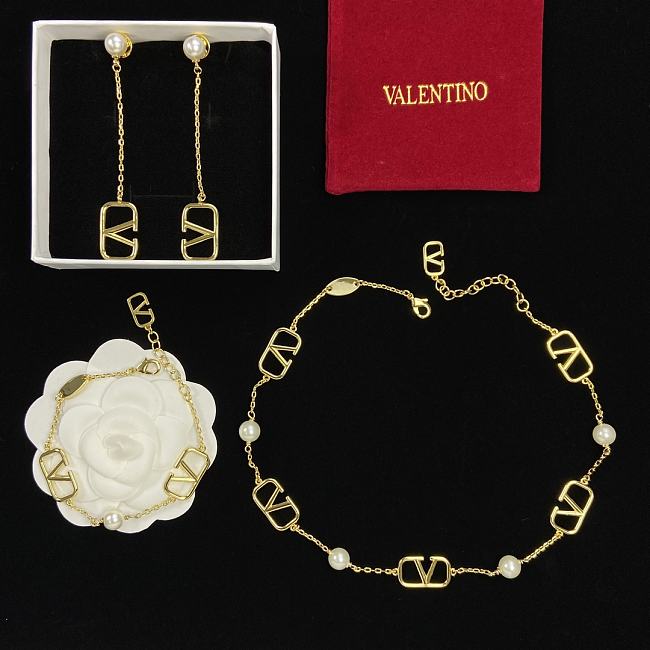 Valentino Necklace Combo (3 items) 0110-01 - 1