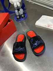Christian Louboutin Slide OM-02500-01 - 4