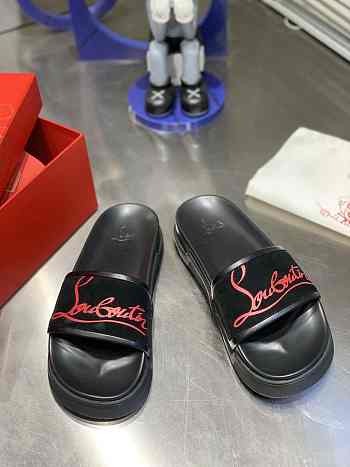 Christian Louboutin Slide OM-02700-01