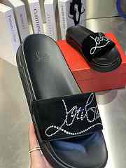 Christian Louboutin Slide OM-02700-02 - 4