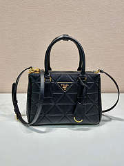 Prada Bag with Stitching-PR2102 Size 20x15x9cm - 1
