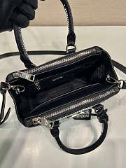 Prada Crystal Galleria P31622 Size 18x12x8cm - 5