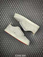Christian Louboutin Sneaker Low Lou Spikes Flat Grey - 6
