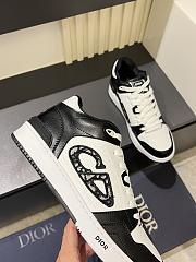 Dior B57 Low Top Sneaker Code D0913B-02 - 5