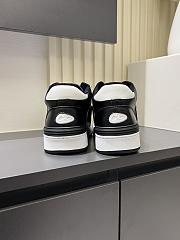 Dior B57 Low Top Sneaker Code D0913B-02 - 2