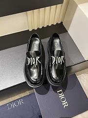 Dior Men's Loafer with Shiny Leather D902B-01 - 5