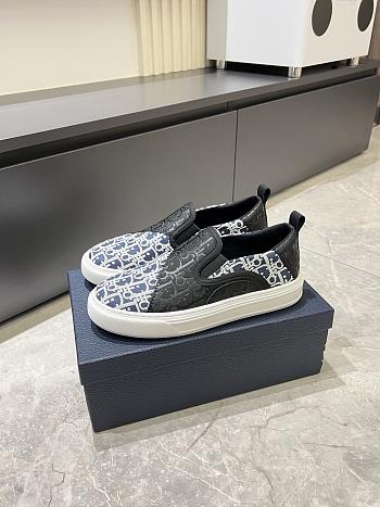 Dior Men's Slip-on Shoes with Oblique D0835B-08