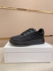 Dior Oblique Pattern Sneakers Code 06B50-01 - 2