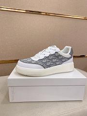 Dior Oblique Pattern Sneakers Code 06B50-02 - 3