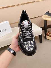 Dior Oblique Pattern Sneakers Code 058B60-01 - 6