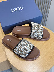 Dior Slide Code D0027-02 - 2