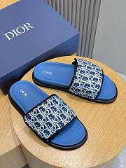 Dior Slide Code D0027-04 - 2