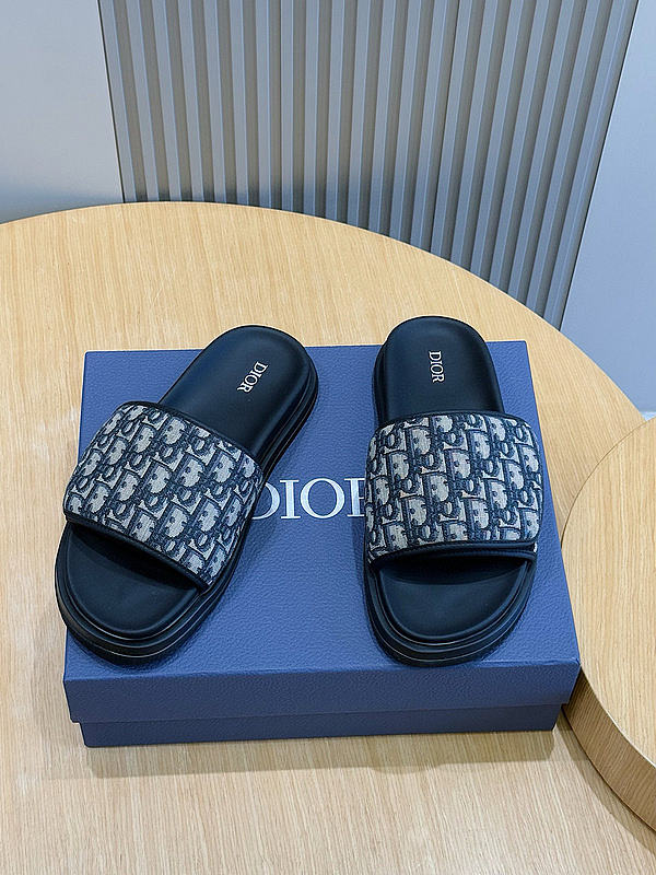 Dior Slide Code D0027-05 - 1