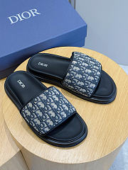 Dior Slide Code D0027-05 - 2