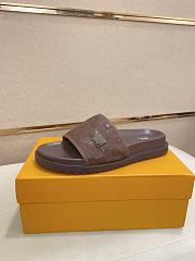 Louis Vuitton Slide Code LV606A-04 - 2