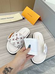 Louis Vuitton Slide Code LV1240-01 - 4