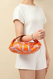 Hermes Balusoie Silk With Hunter HM5213 Size 32x24x12cm - 5