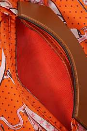 Hermes Balusoie Silk With Hunter HM5213 Size 32x24x12cm - 3