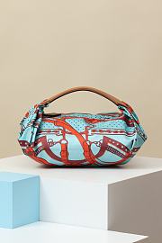 Hermes Balusoie Silk With Hunter HM5215 Size 32x24x12cm - 5