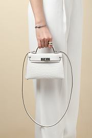 Hermes Kelly Crossbody Bag Crocodile HM9610 Size 19x12x6cm - 2