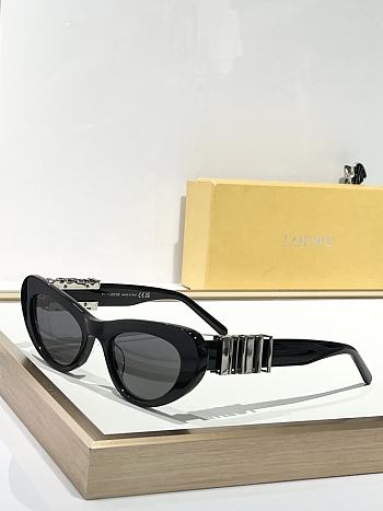 LOEWE Glasses LOE143-04