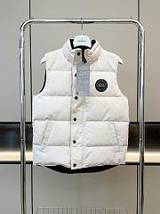 Canada Goose Down Vest CG3130-07 - 1